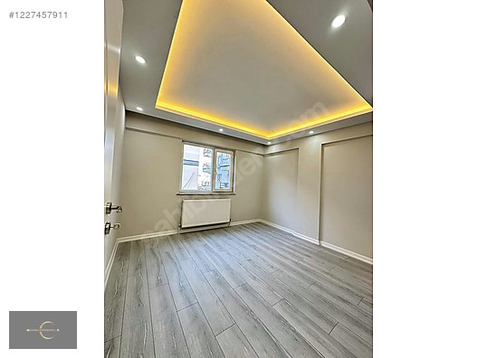 MANİSA YARHASANLAR MAH ÖNÜ AÇIK FULLÜX ASANSÖRLÜ 3+1 ARAKAT