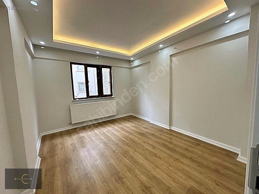 MANİSA TEVFİKİYE MAH 3+1 17 YILLIK ASANSÖRLÜ FULLÜX SATILIK